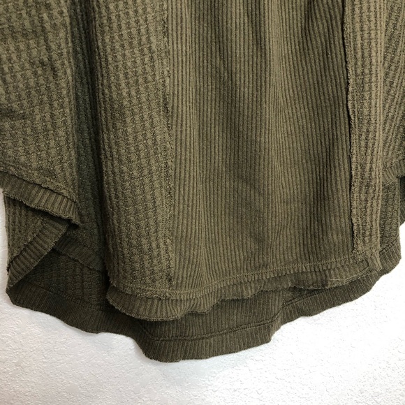 Free People Leo Henley Top Long Sleeve Waffle Knit Top Army Green Size Small - Picture 8 of 15
